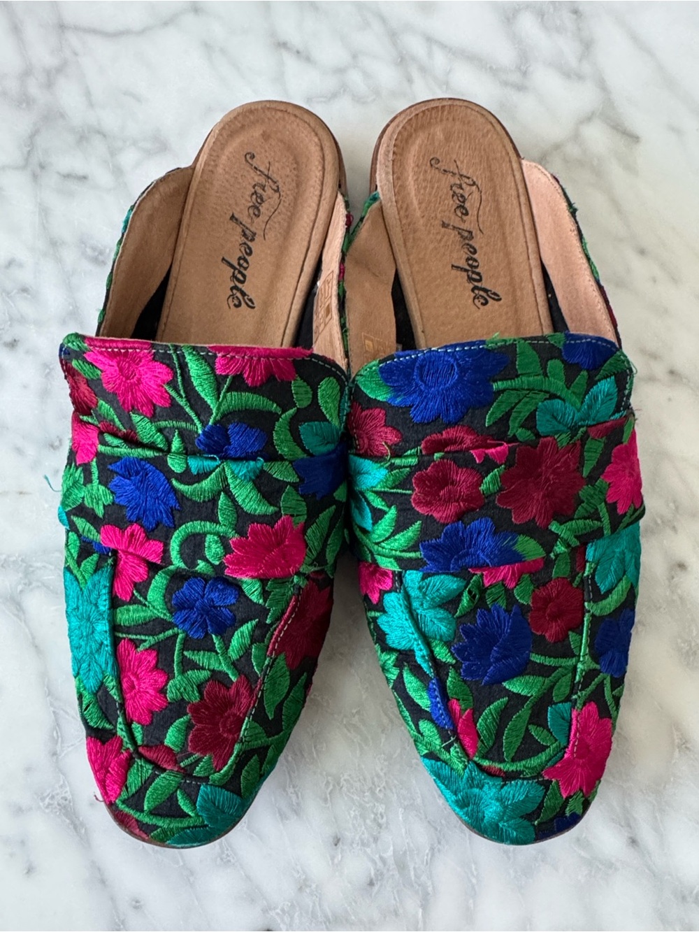 🌼FREE PEOPLE🌼 At Ease Embroidered Floral Mules, Size 40